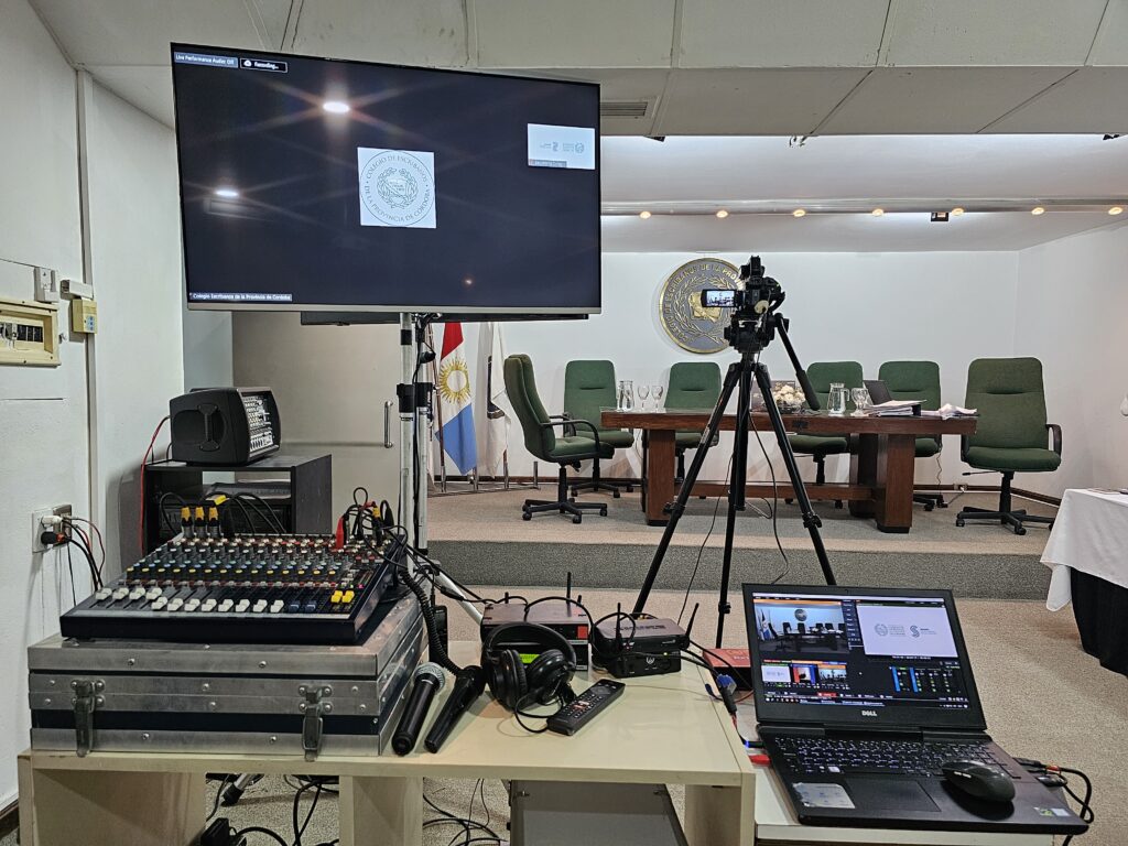 Servicio de streaming para evento institucional.