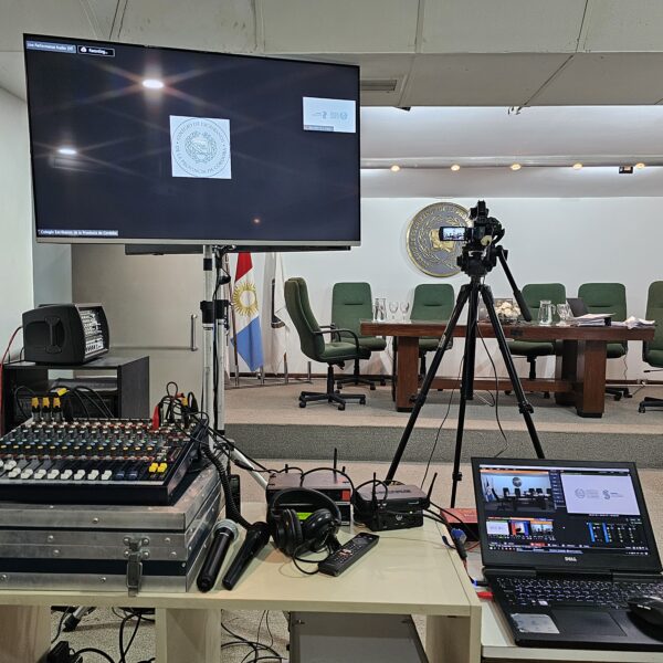 Servicio de streaming para evento institucional.